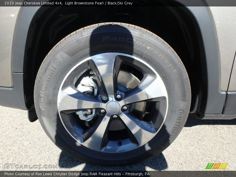 Light Brownstone Pearl / Black/Ski Grey 2019 Jeep Cherokee Limited 4x4