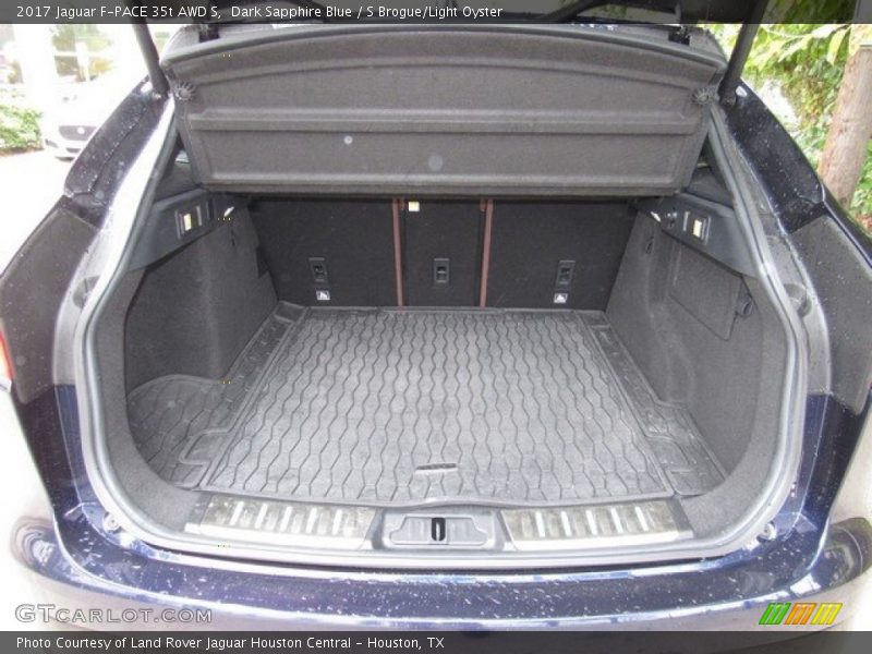 Dark Sapphire Blue / S Brogue/Light Oyster 2017 Jaguar F-PACE 35t AWD S