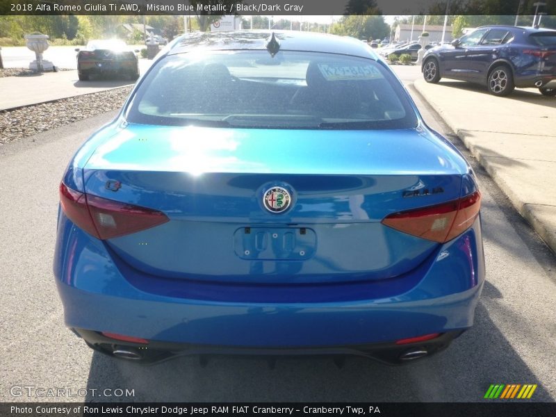 Misano Blue Metallic / Black/Dark Gray 2018 Alfa Romeo Giulia Ti AWD