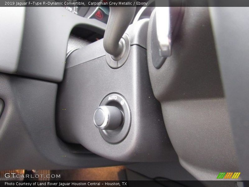 Controls of 2019 F-Type R-Dynamic Convertible