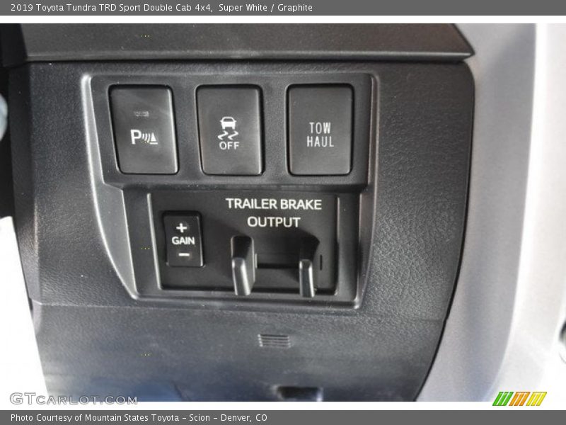 Super White / Graphite 2019 Toyota Tundra TRD Sport Double Cab 4x4