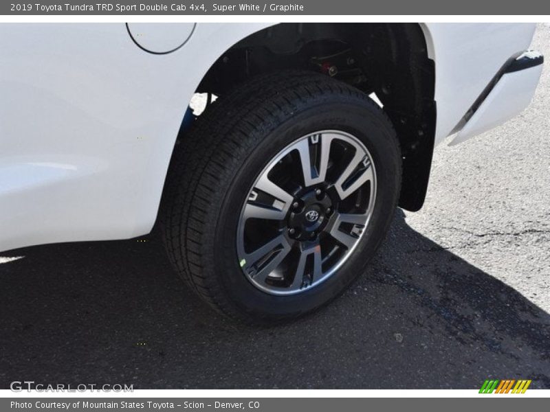 Super White / Graphite 2019 Toyota Tundra TRD Sport Double Cab 4x4
