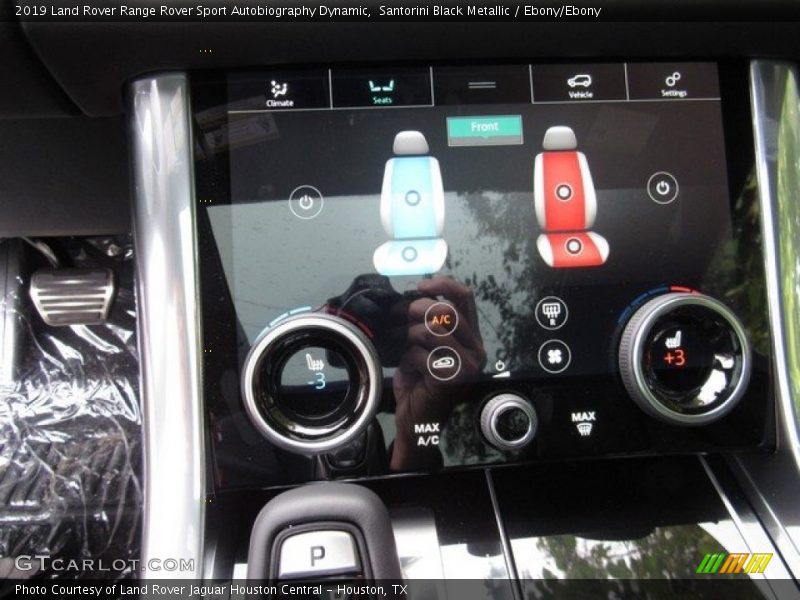 Controls of 2019 Range Rover Sport Autobiography Dynamic