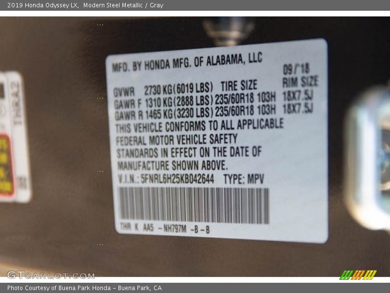 Modern Steel Metallic / Gray 2019 Honda Odyssey LX
