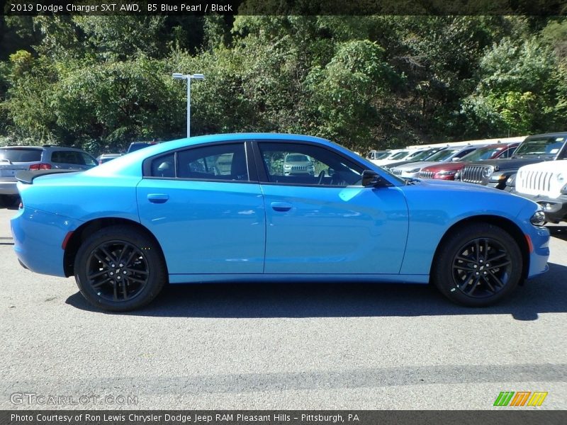 B5 Blue Pearl / Black 2019 Dodge Charger SXT AWD
