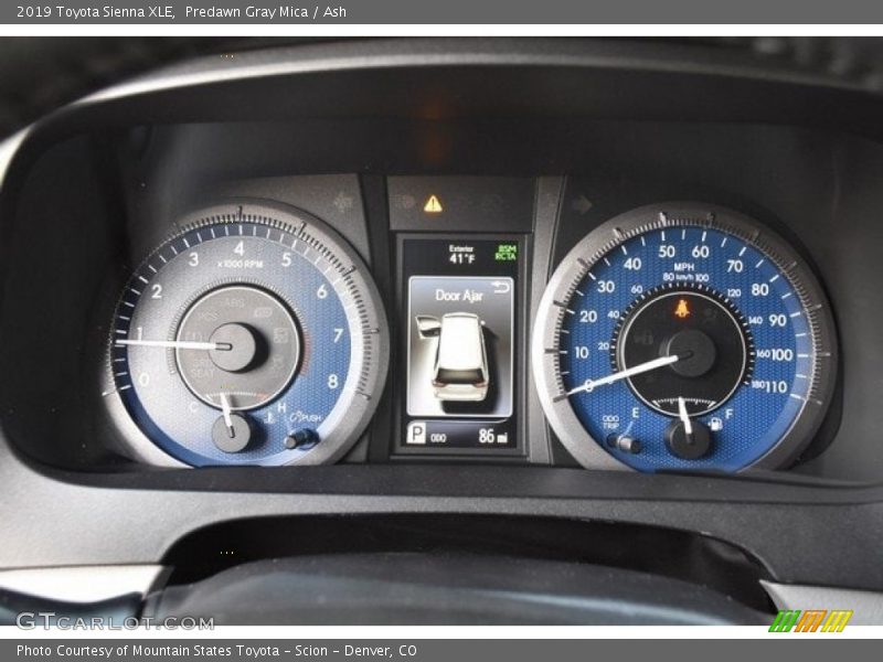 Predawn Gray Mica / Ash 2019 Toyota Sienna XLE