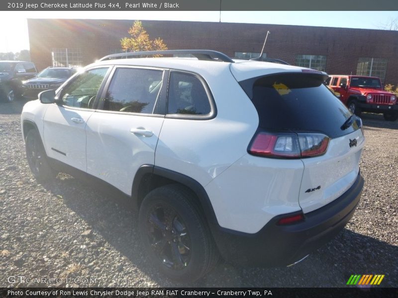 Pearl White / Black 2019 Jeep Cherokee Latitude Plus 4x4