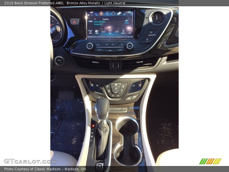 Bronze Alloy Metallic / Light Neutral 2019 Buick Envision Preferred AWD