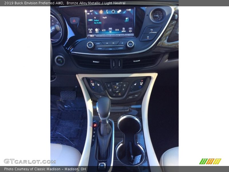Bronze Alloy Metallic / Light Neutral 2019 Buick Envision Preferred AWD