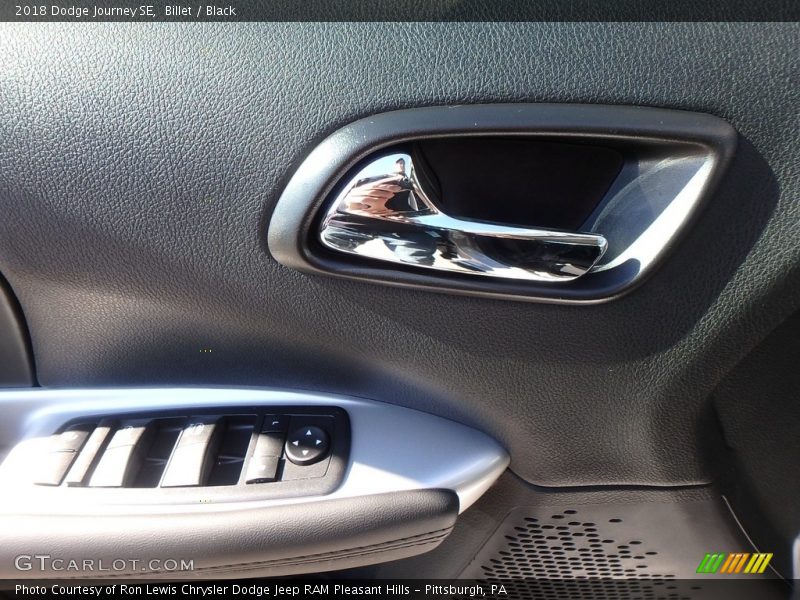 Billet / Black 2018 Dodge Journey SE