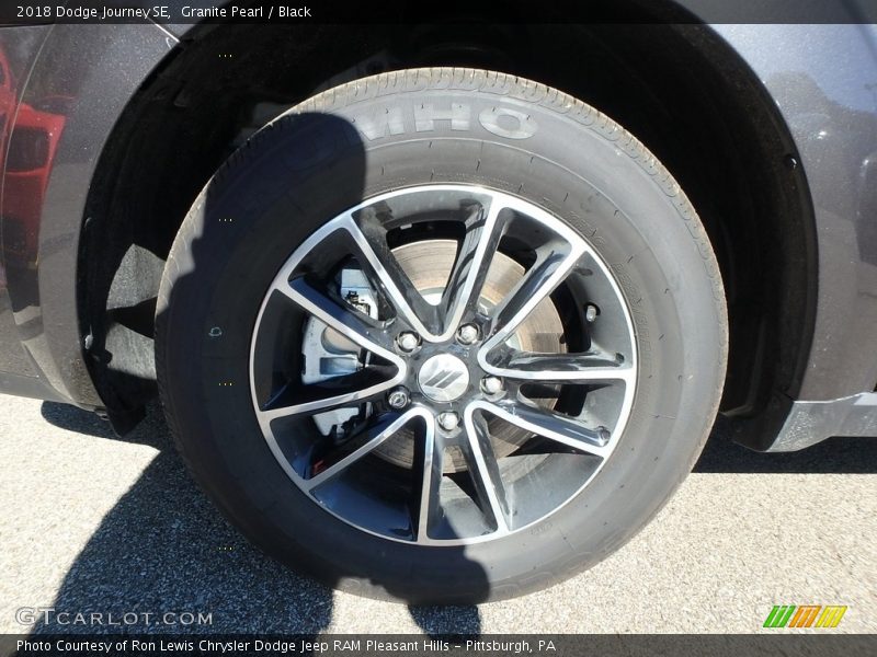 Granite Pearl / Black 2018 Dodge Journey SE