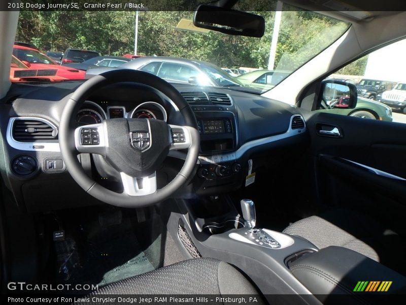 Granite Pearl / Black 2018 Dodge Journey SE