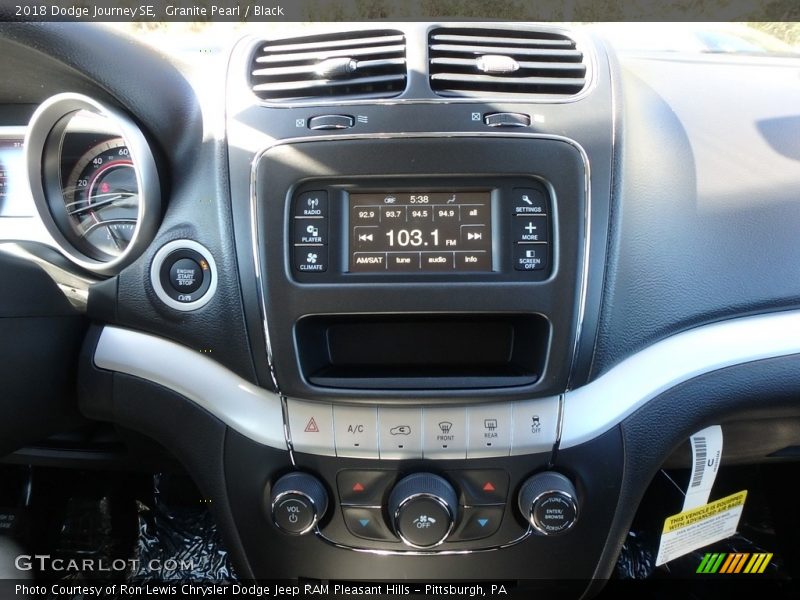 Granite Pearl / Black 2018 Dodge Journey SE