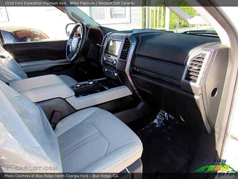 White Platinum / Medium Soft Ceramic 2018 Ford Expedition Platinum 4x4