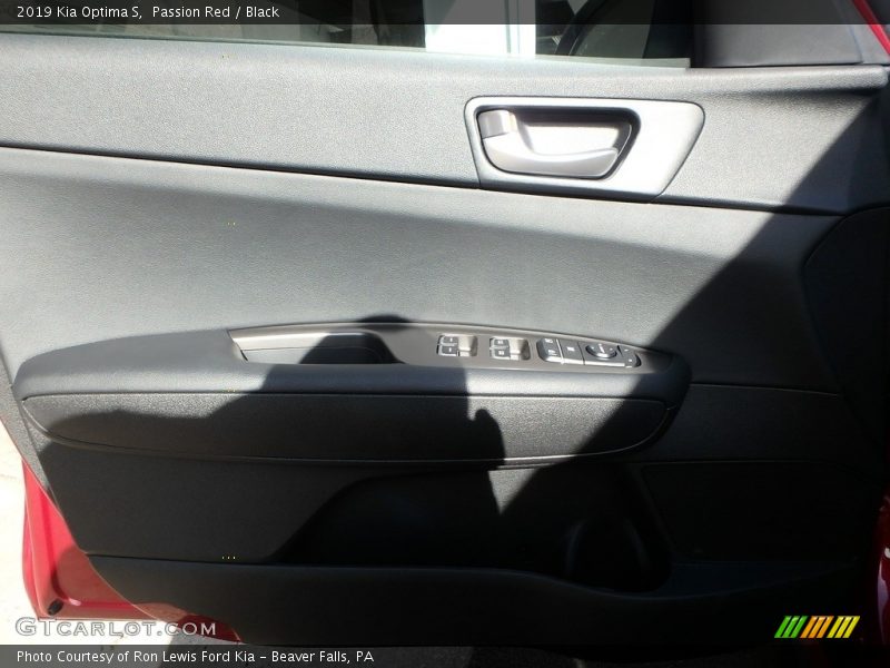 Passion Red / Black 2019 Kia Optima S