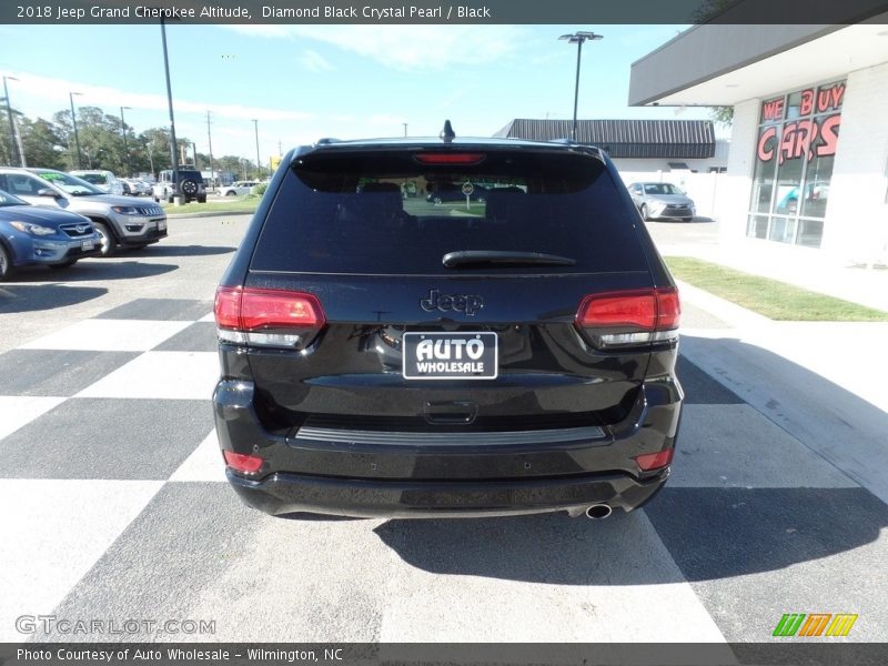 Diamond Black Crystal Pearl / Black 2018 Jeep Grand Cherokee Altitude