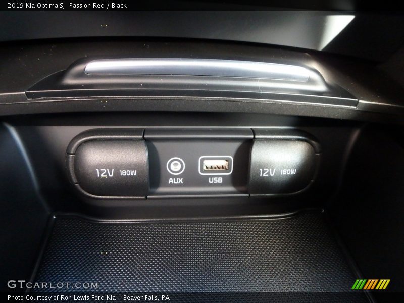Passion Red / Black 2019 Kia Optima S