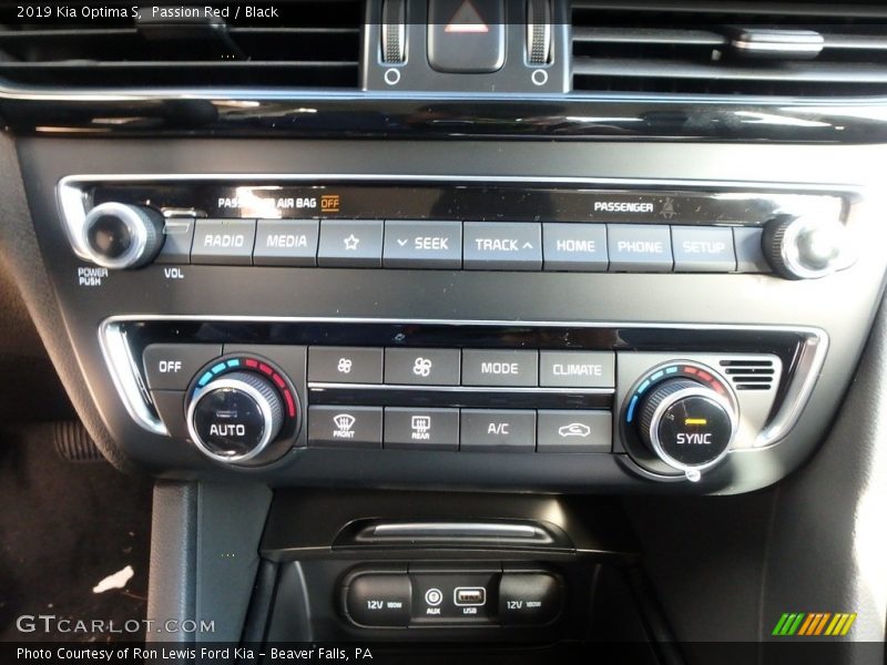 Controls of 2019 Optima S