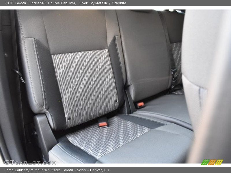 Silver Sky Metallic / Graphite 2018 Toyota Tundra SR5 Double Cab 4x4