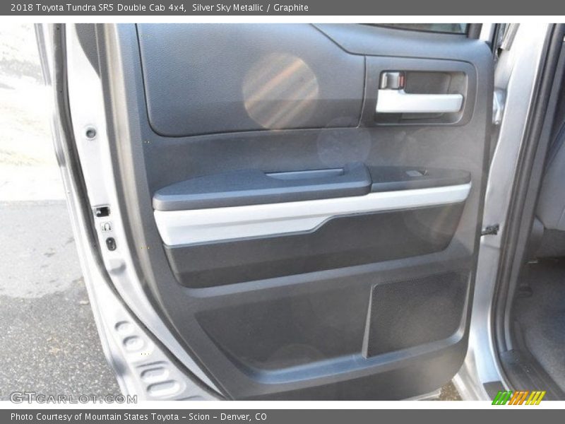 Silver Sky Metallic / Graphite 2018 Toyota Tundra SR5 Double Cab 4x4