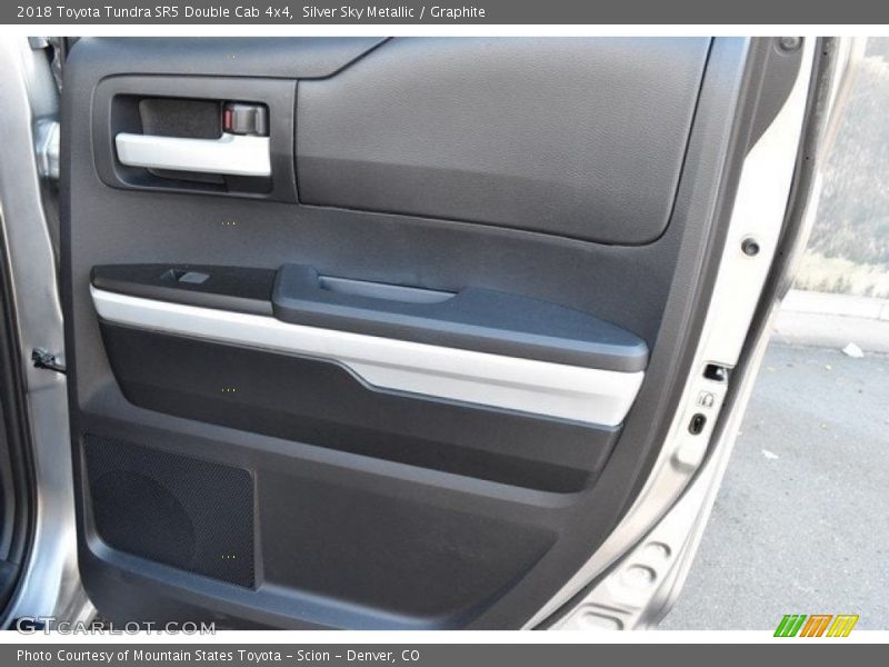 Silver Sky Metallic / Graphite 2018 Toyota Tundra SR5 Double Cab 4x4