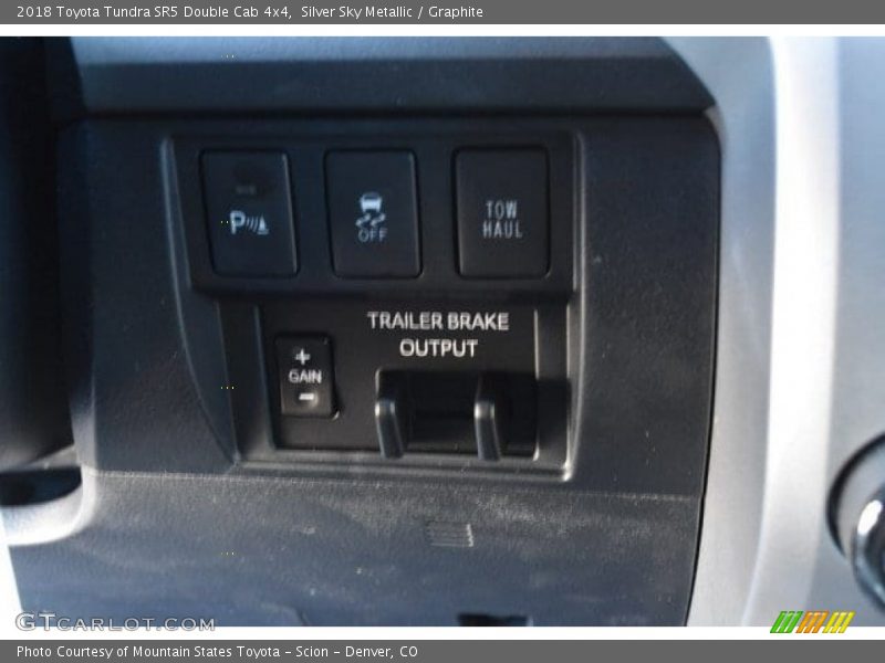 Silver Sky Metallic / Graphite 2018 Toyota Tundra SR5 Double Cab 4x4