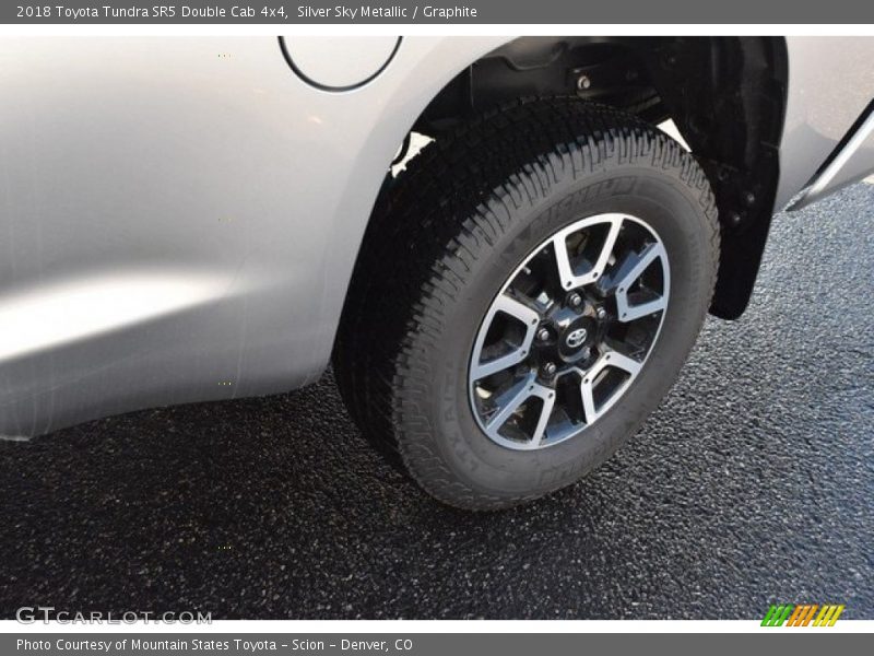 Silver Sky Metallic / Graphite 2018 Toyota Tundra SR5 Double Cab 4x4