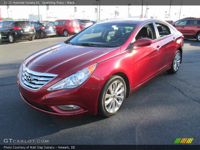 Sparkling Ruby / Black 2013 Hyundai Sonata SE