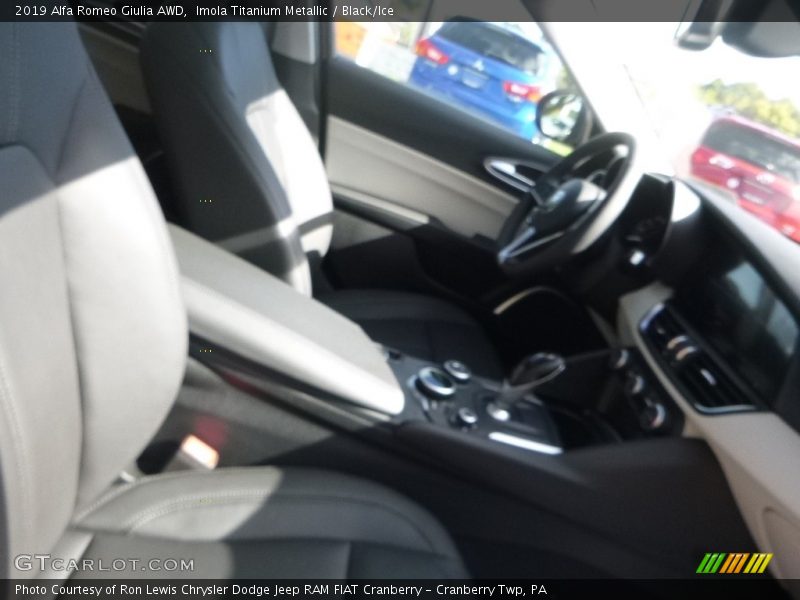 Imola Titanium Metallic / Black/Ice 2019 Alfa Romeo Giulia AWD