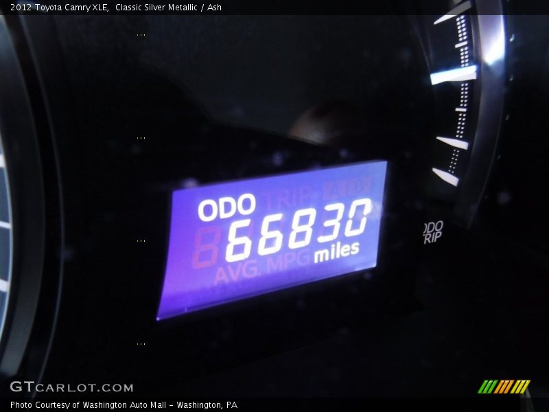 Classic Silver Metallic / Ash 2012 Toyota Camry XLE