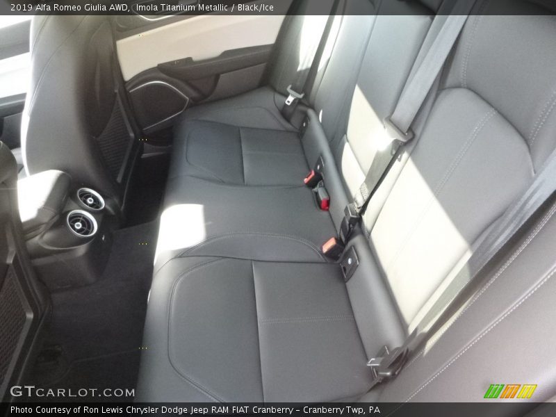 Imola Titanium Metallic / Black/Ice 2019 Alfa Romeo Giulia AWD