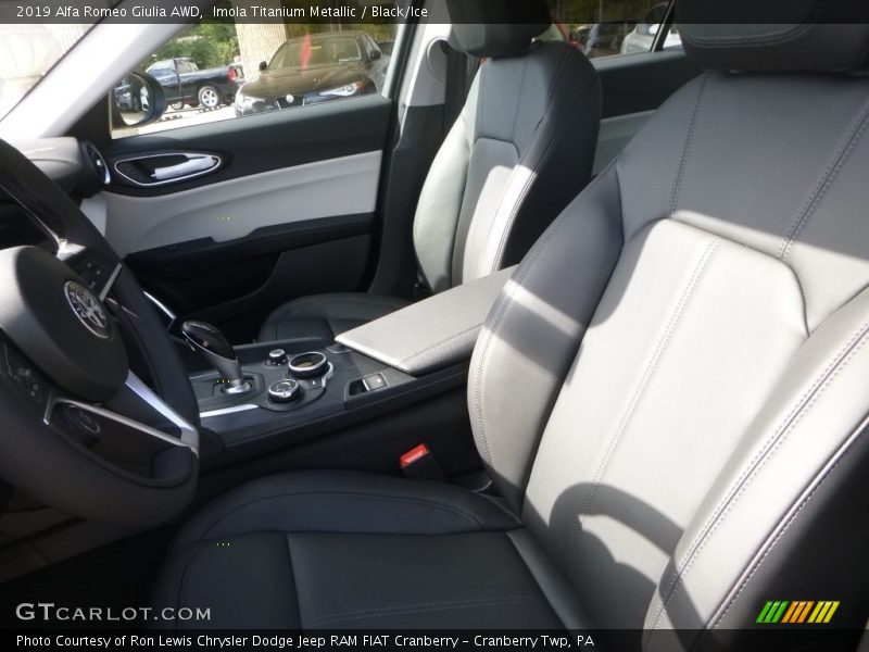  2019 Giulia AWD Black/Ice Interior
