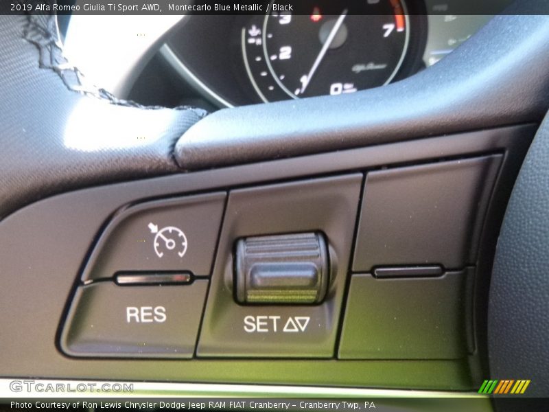 Montecarlo Blue Metallic / Black 2019 Alfa Romeo Giulia Ti Sport AWD