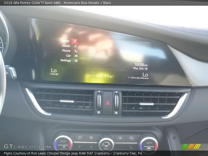 Montecarlo Blue Metallic / Black 2019 Alfa Romeo Giulia Ti Sport AWD