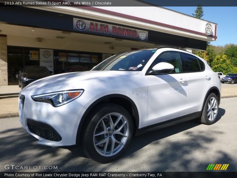 Alfa White / Chocolate 2019 Alfa Romeo Stelvio Ti Sport AWD
