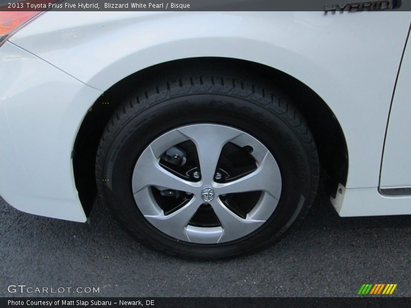 Blizzard White Pearl / Bisque 2013 Toyota Prius Five Hybrid