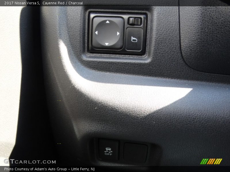Cayenne Red / Charcoal 2017 Nissan Versa S