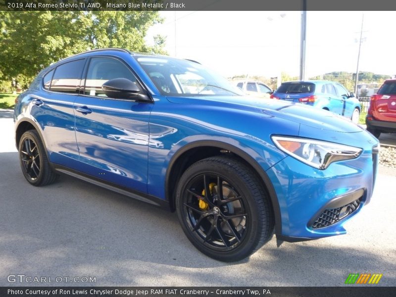 Front 3/4 View of 2019 Stelvio Ti AWD