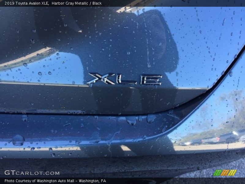 Harbor Gray Metallic / Black 2019 Toyota Avalon XLE