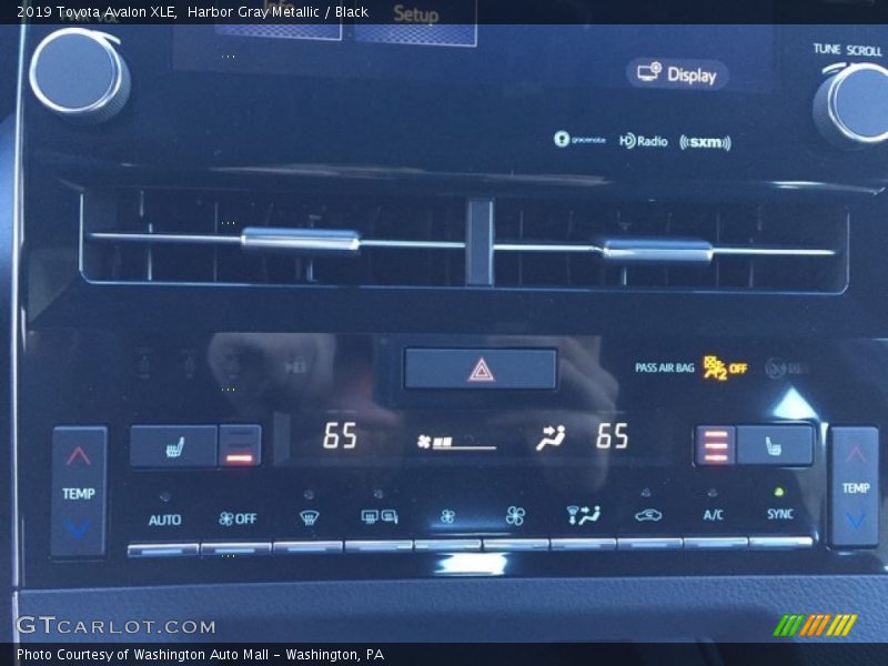 Harbor Gray Metallic / Black 2019 Toyota Avalon XLE