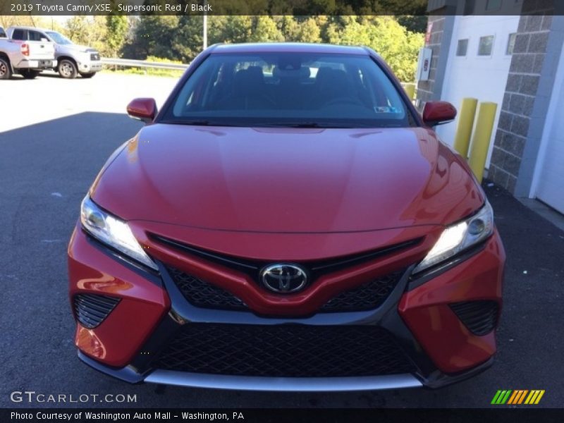 Supersonic Red / Black 2019 Toyota Camry XSE