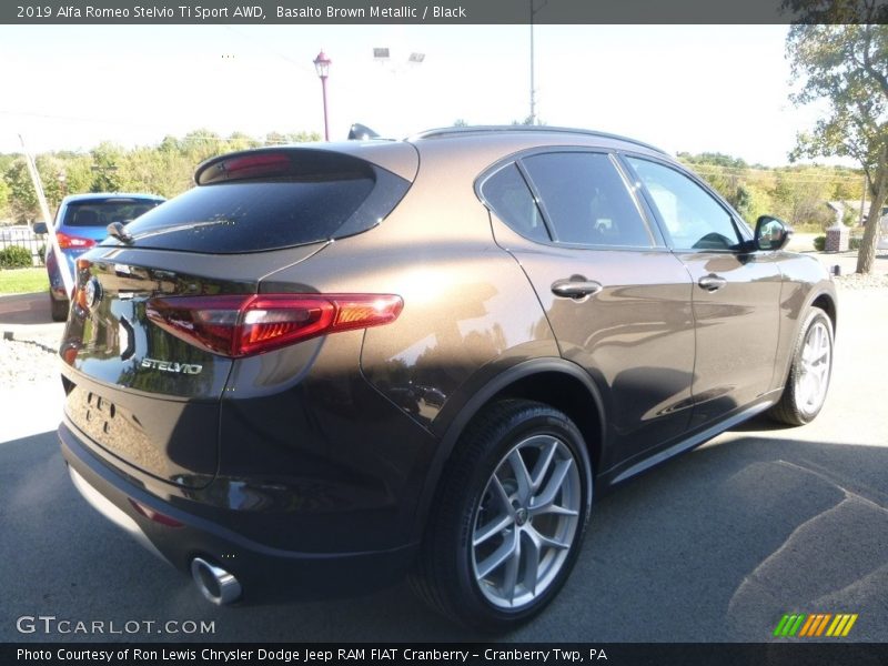 Basalto Brown Metallic / Black 2019 Alfa Romeo Stelvio Ti Sport AWD