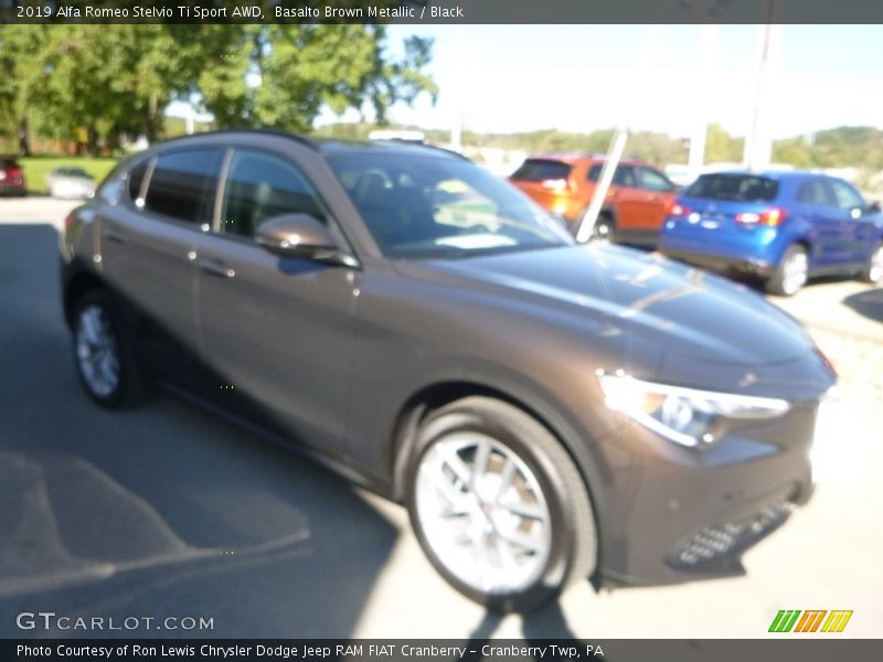 Basalto Brown Metallic / Black 2019 Alfa Romeo Stelvio Ti Sport AWD