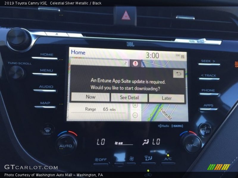Celestial Silver Metallic / Black 2019 Toyota Camry XSE