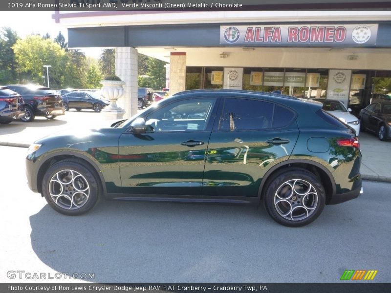 Verde Visconti (Green) Metallic / Chocolate 2019 Alfa Romeo Stelvio Ti Sport AWD