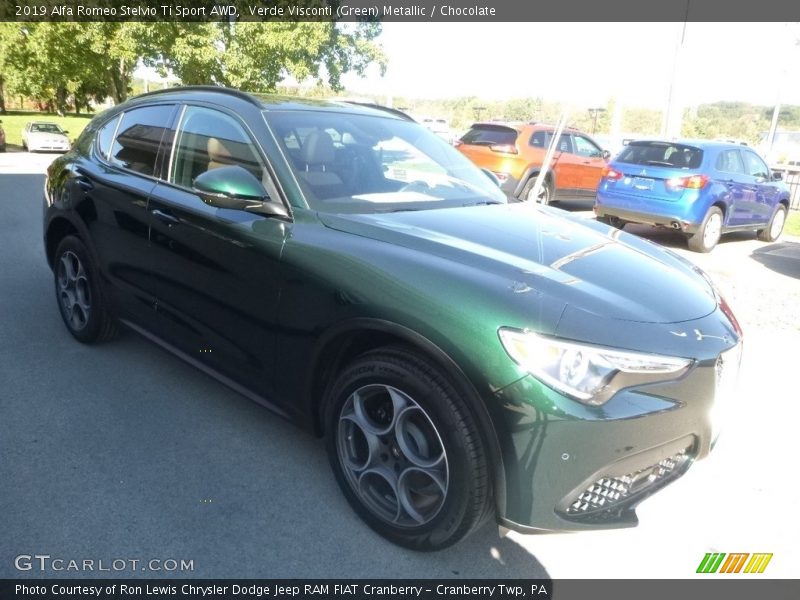 Verde Visconti (Green) Metallic / Chocolate 2019 Alfa Romeo Stelvio Ti Sport AWD