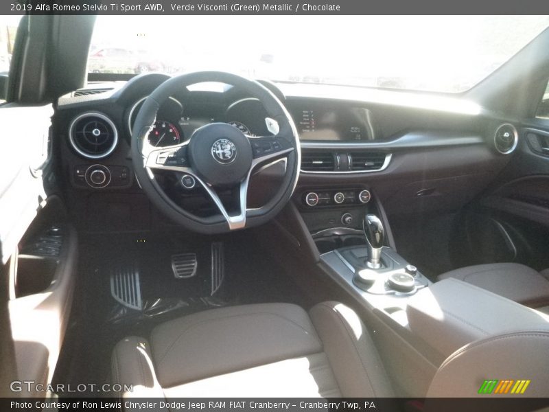 Verde Visconti (Green) Metallic / Chocolate 2019 Alfa Romeo Stelvio Ti Sport AWD