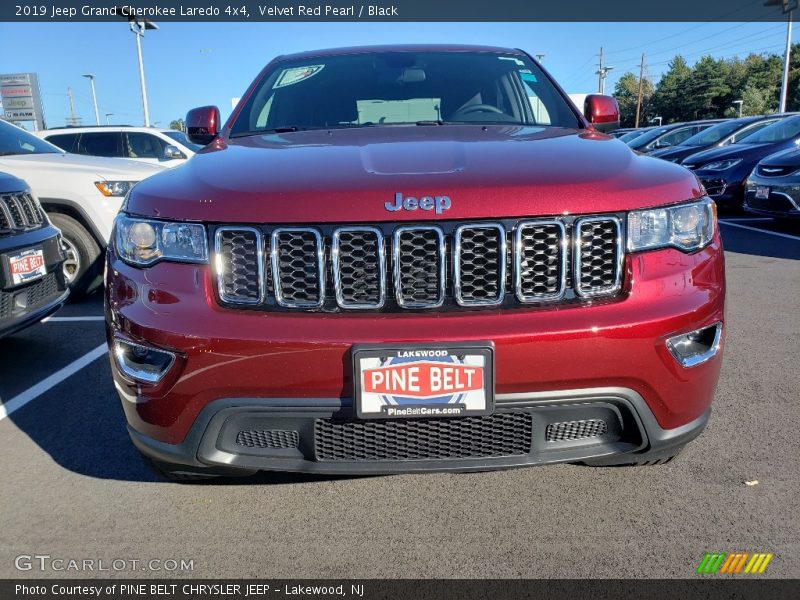 Velvet Red Pearl / Black 2019 Jeep Grand Cherokee Laredo 4x4