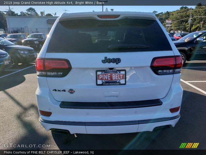 Bright White / Black 2019 Jeep Grand Cherokee High Altitude 4x4