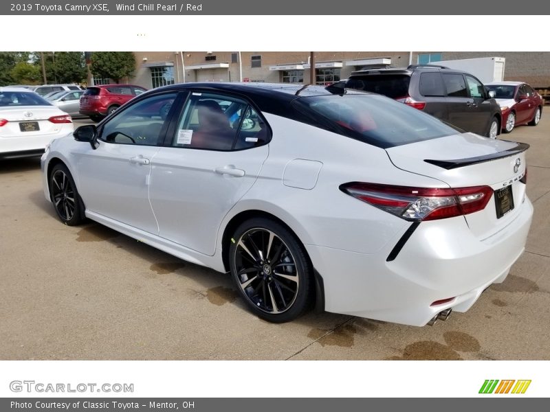 Wind Chill Pearl / Red 2019 Toyota Camry XSE